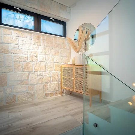 Seaside Retreat - Zf Hvar شقة